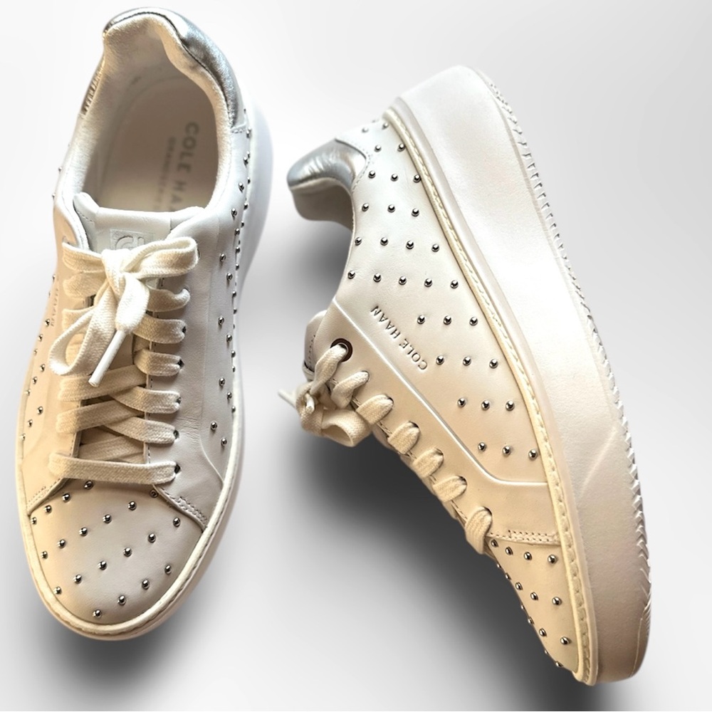 NWOB Cole Haan Grand Pro Topspin Sneakers in Optic White Micro Studs Ladies 5.5